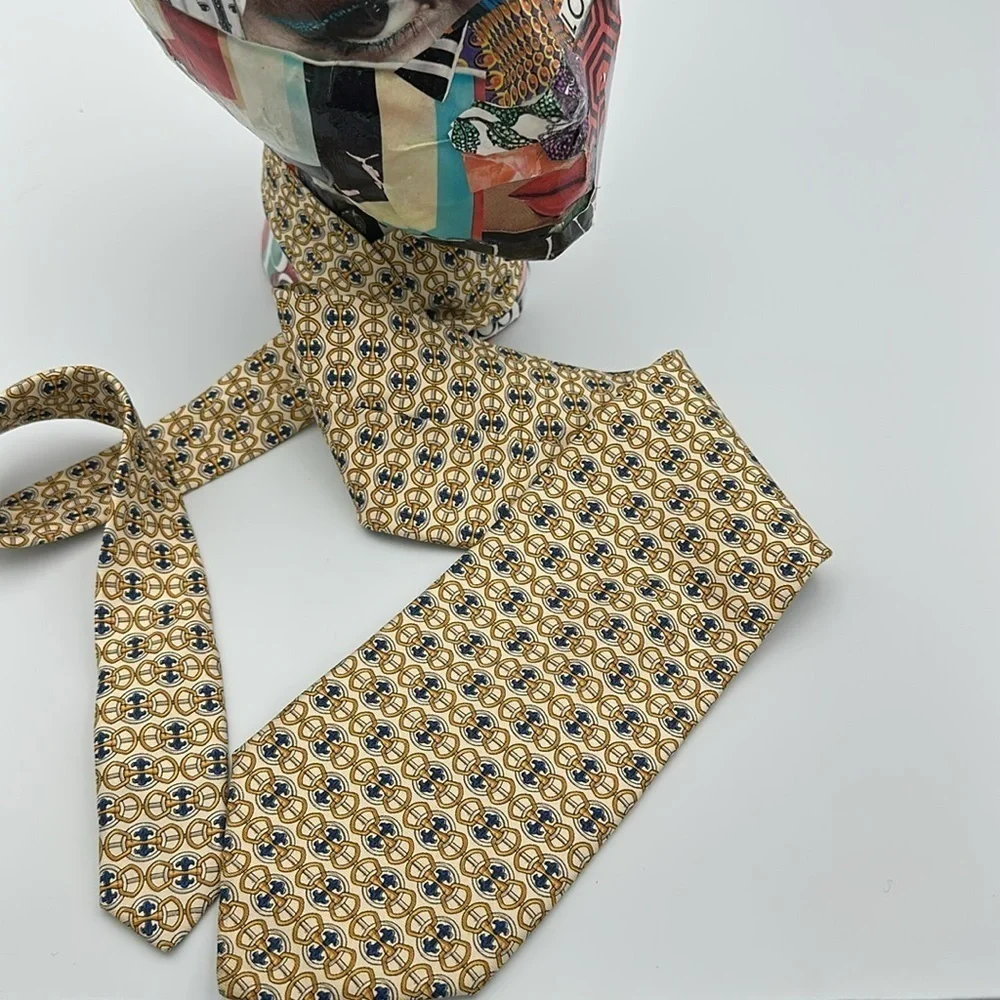 Gucci by Paolo Gucci Vintage Silk Tie Gold Blue Ivory